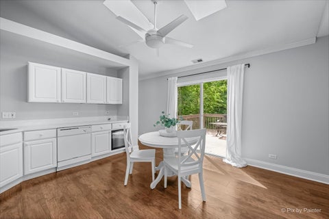 Tiny photo for 8043 Sierra Woods Lane #8043, Carpentersville, IL 60110 (MLS # 12729729)