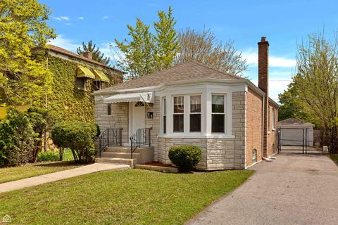 10015 S Emerald Avenue Chicago IL 60628