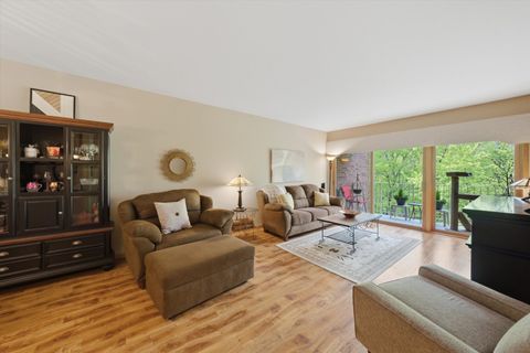 Tiny photo for 7841 W 157th Street #305, Orland Park, IL 60462 (MLS # 12633436)