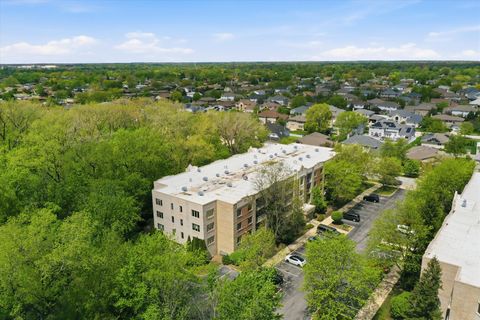Tiny photo for 7841 W 157th Street #305, Orland Park, IL 60462 (MLS # 12633436)