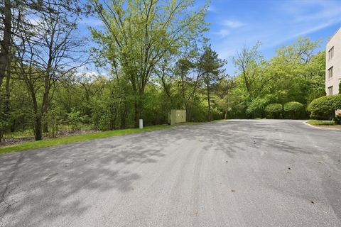 Tiny photo for 7841 W 157th Street #305, Orland Park, IL 60462 (MLS # 12633436)