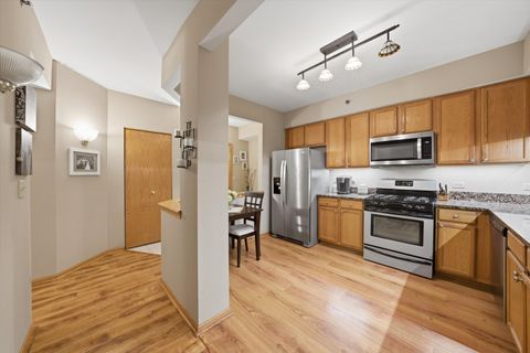 Tiny photo for 7841 W 157th Street #305, Orland Park, IL 60462 (MLS # 12633436)