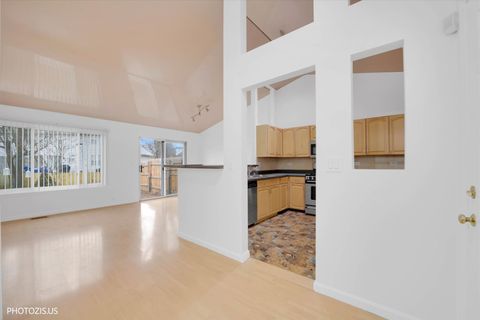 Tiny photo for 533 Lyon Drive, Buffalo Grove, IL 60089 (MLS # 12536411)