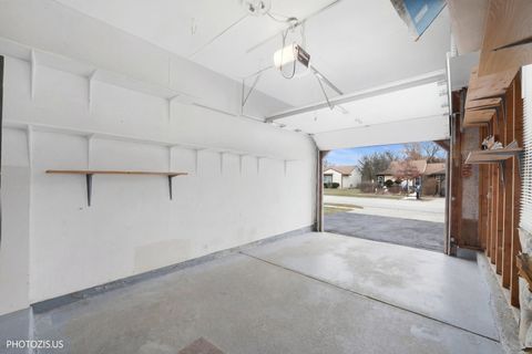 Tiny photo for 533 Lyon Drive, Buffalo Grove, IL 60089 (MLS # 12536411)