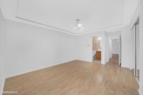 Tiny photo for 533 Lyon Drive, Buffalo Grove, IL 60089 (MLS # 12536411)