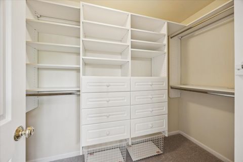 Tiny photo for 2409 Meadowbrook Lane, Westchester, IL 60154 (MLS # 12673399)