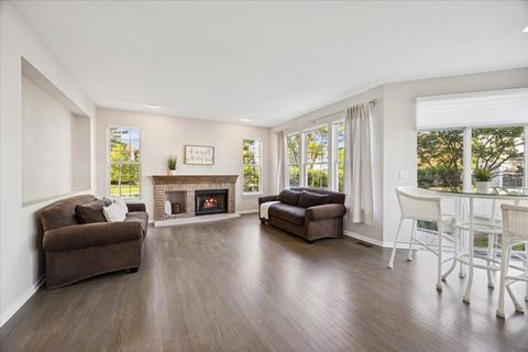 Tiny photo for 2409 Meadowbrook Lane, Westchester, IL 60154 (MLS # 12673399)