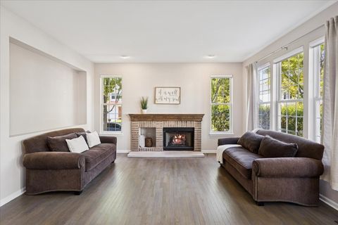 Tiny photo for 2409 Meadowbrook Lane, Westchester, IL 60154 (MLS # 12673399)