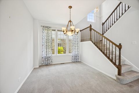 Tiny photo for 2409 Meadowbrook Lane, Westchester, IL 60154 (MLS # 12673399)