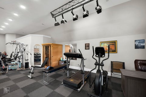 Tiny photo for 6270 S Garfield Avenue, Burr Ridge, IL 60527 (MLS # 12700238)