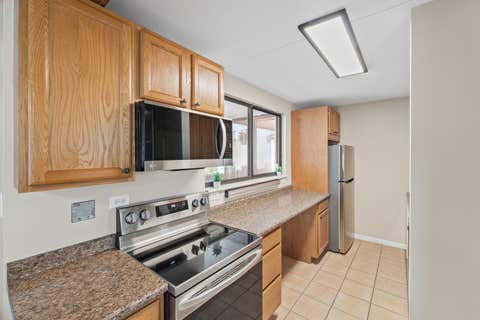 Tiny photo for 342 W Miner Street #1A, Arlington Heights, IL 60005 (MLS # 12691233)