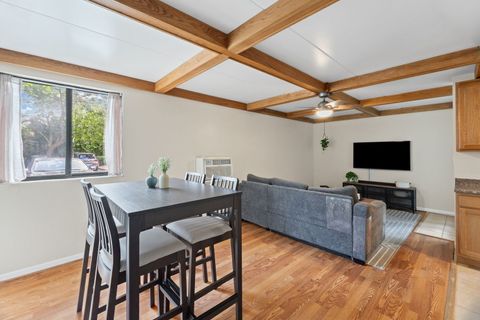 Tiny photo for 342 W Miner Street #1A, Arlington Heights, IL 60005 (MLS # 12691233)
