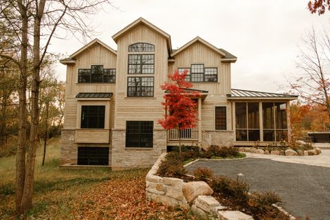 Tiny photo for Woodstock, IL 60098 (MLS # 12584038)