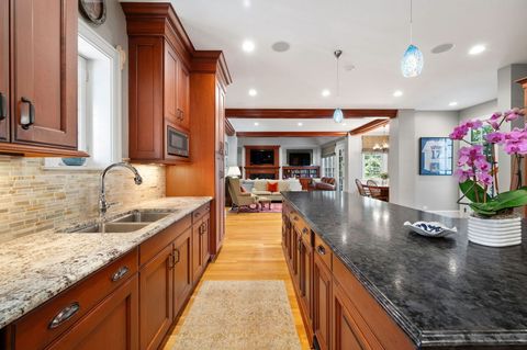 Tiny photo for 2855 Sheridan Place, Evanston, IL 60201 (MLS # 12308339)