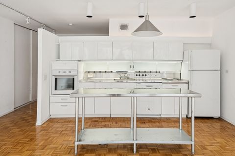 Tiny photo for 880 N LAKE SHORE Drive #6G, Chicago, IL 60611 (MLS # 12429170)