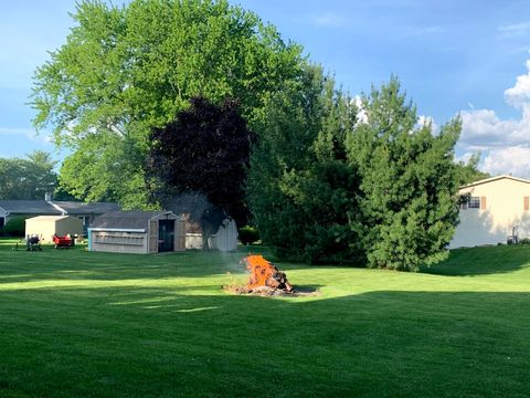 Tiny photo for 18864 Pioneer Street, Bloomington, IL 61705 (MLS # 12571719)