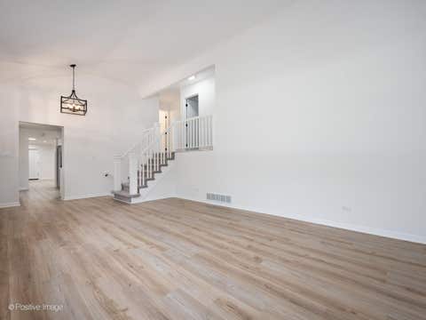 Tiny photo for 1092 Aberdeen Lane, Mundelein, IL 60060 (MLS # 12713029)