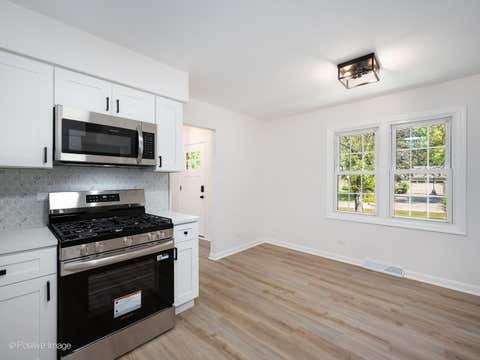 Tiny photo for 1092 Aberdeen Lane, Mundelein, IL 60060 (MLS # 12713029)