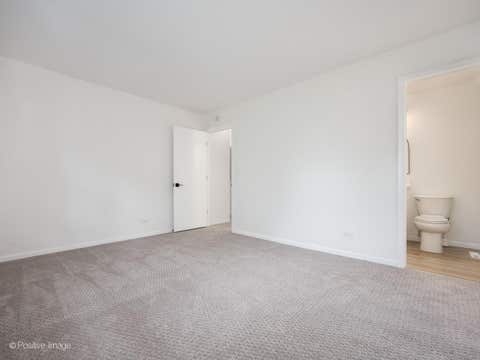 Tiny photo for 1092 Aberdeen Lane, Mundelein, IL 60060 (MLS # 12713029)