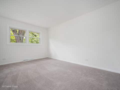 Tiny photo for 1092 Aberdeen Lane, Mundelein, IL 60060 (MLS # 12713029)