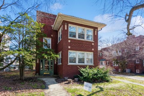 2741 Eastwood Avenue Evanston IL 60201