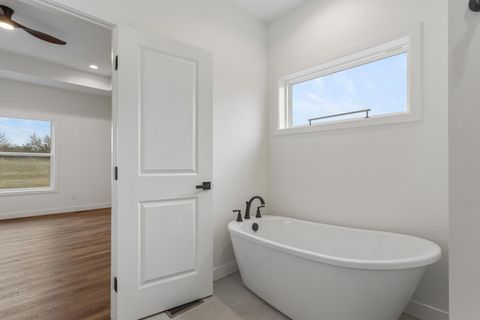 Tiny photo for 702 N Beacon Hill Circle, Urbana, IL 61802 (MLS # 12621920)