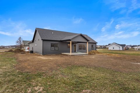 Tiny photo for 702 N Beacon Hill Circle, Urbana, IL 61802 (MLS # 12621920)