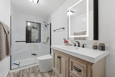 Tiny photo for 1030 W 15th Street, Davenport, IA 52804 (MLS # 12723362)