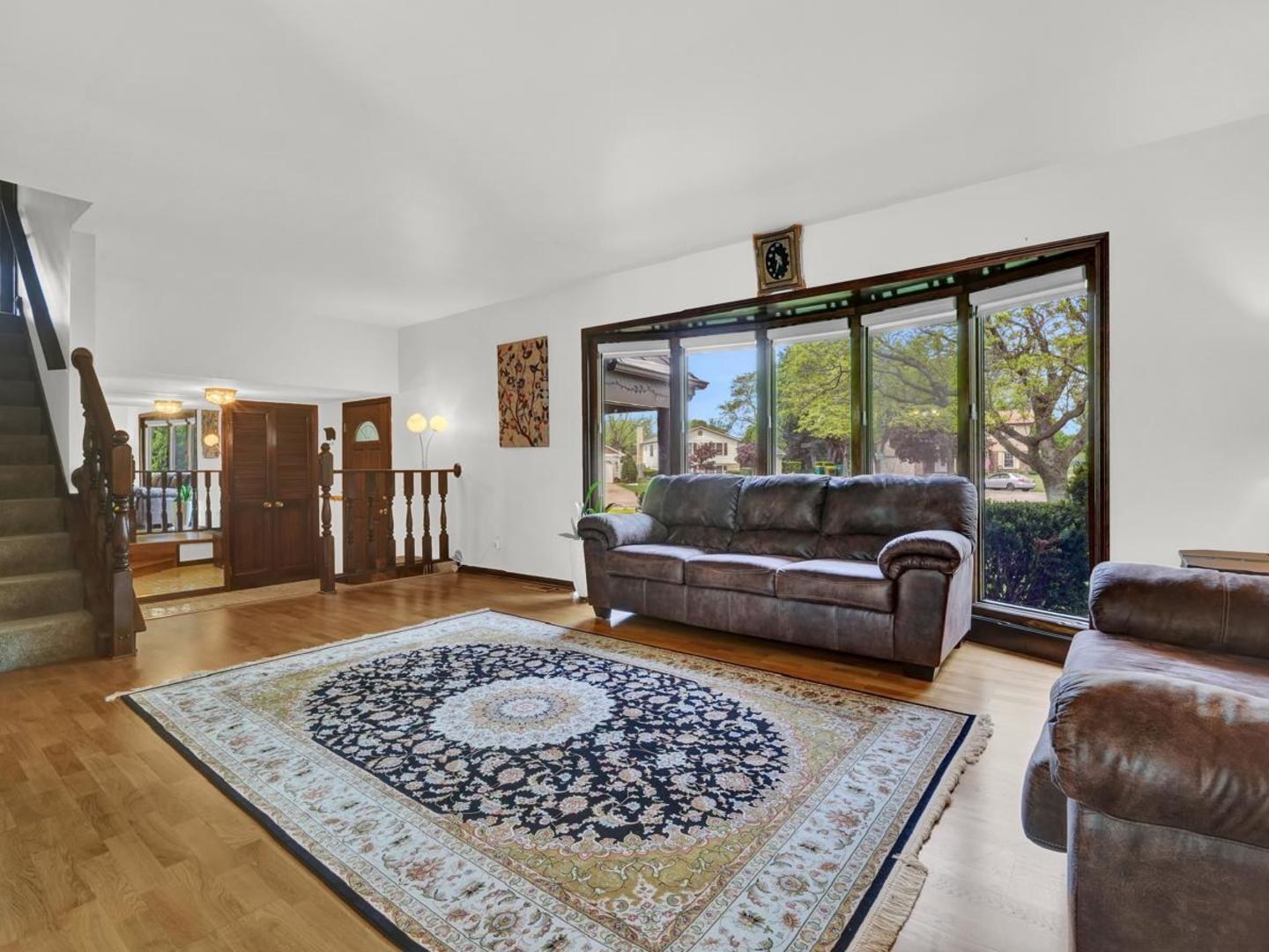 411 Arlington Avenue