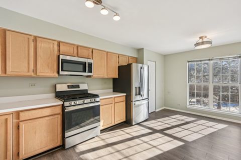Tiny photo for 615 GROSSE POINTE Circle #12-7, Vernon Hills, IL 60061 (MLS # 12535567)
