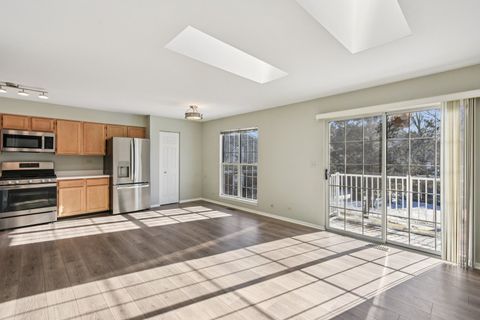 Tiny photo for 615 GROSSE POINTE Circle #12-7, Vernon Hills, IL 60061 (MLS # 12535567)