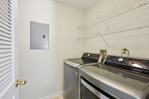 Tiny photo for 615 GROSSE POINTE Circle #12-7, Vernon Hills, IL 60061 (MLS # 12535567)