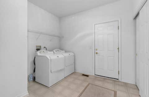 Tiny photo for 3020 Chalkstone Avenue, Elgin, IL 60124 (MLS # 12729170)