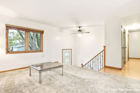 Tiny photo for 453 Willow Road, Wauconda, IL 60084 (MLS # 12491048)
