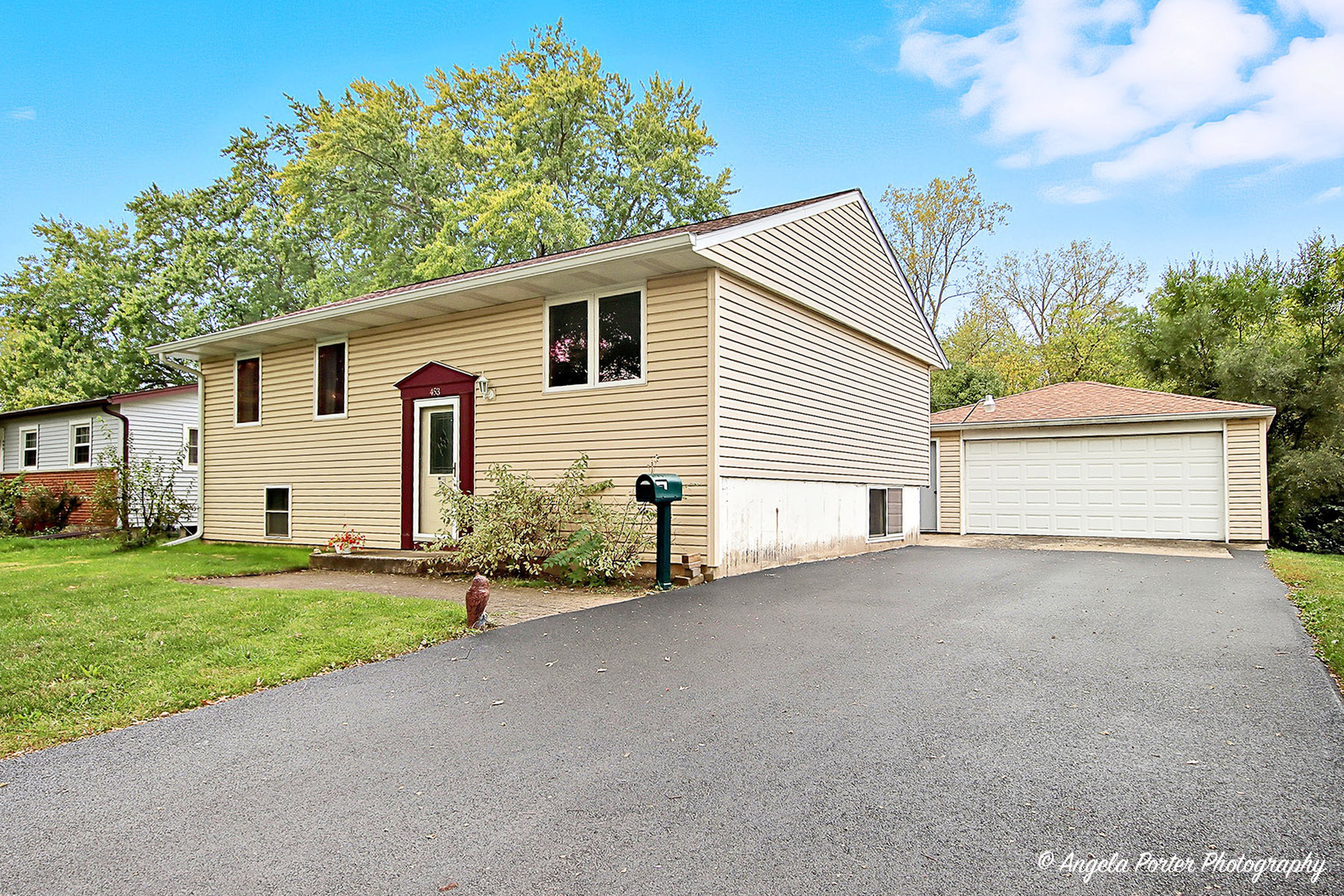 453 Willow Road
