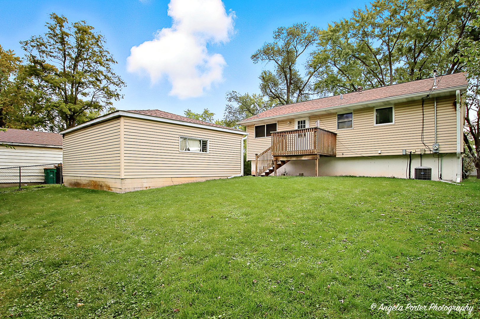 453 Willow Road