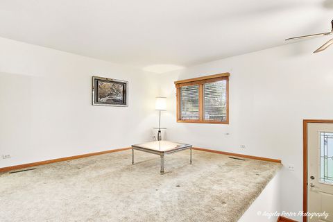 Tiny photo for 453 Willow Road, Wauconda, IL 60084 (MLS # 12491048)