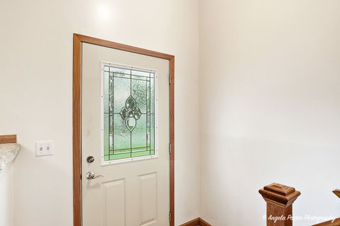 Tiny photo for 453 Willow Road, Wauconda, IL 60084 (MLS # 12491048)