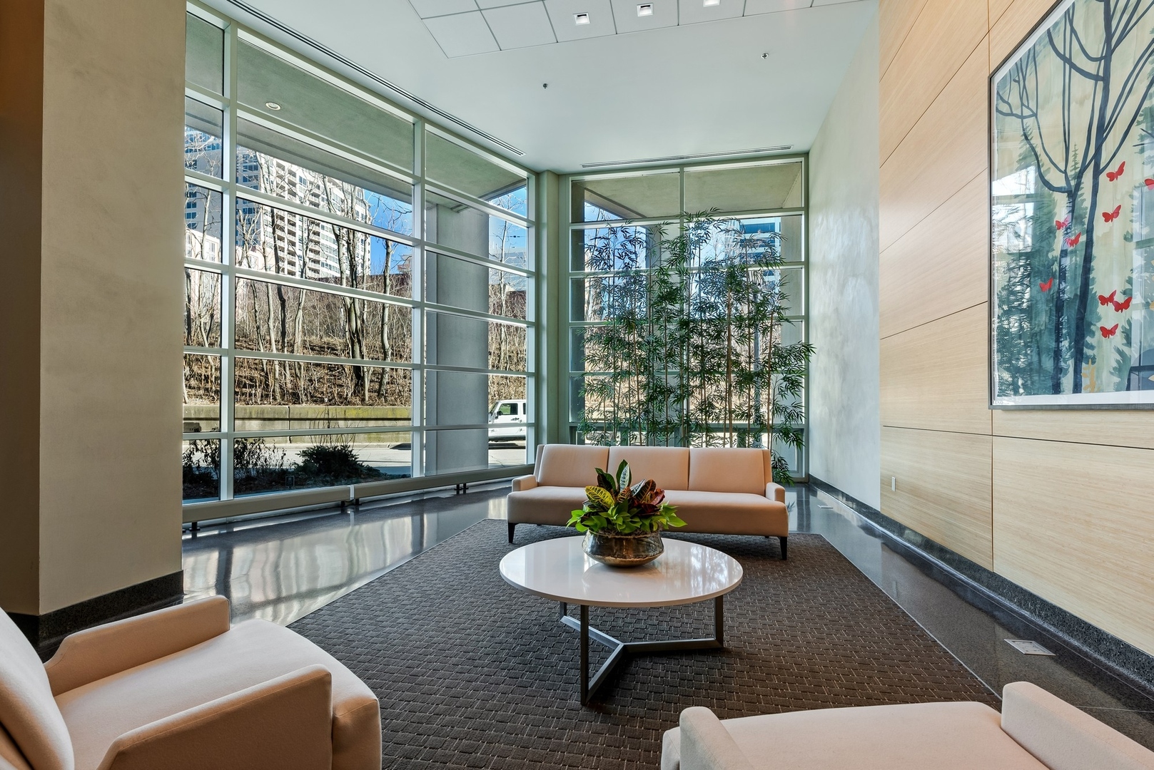 Evanston, Illinois 60201, United States, 2 Bedrooms Bedrooms, ,2 BathroomsBathrooms,Residential,Active,205983