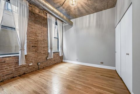 Tiny photo for 110 N Peoria Street #205, Chicago, IL 60607 (MLS # 12625711)