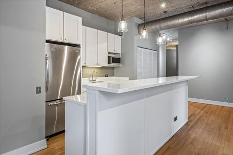 Tiny photo for 110 N Peoria Street #205, Chicago, IL 60607 (MLS # 12625711)