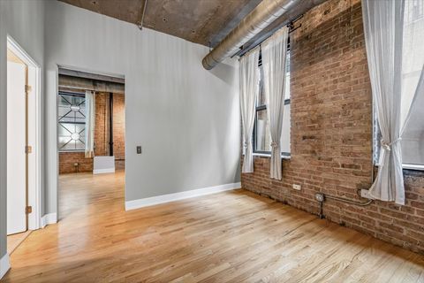 Tiny photo for 110 N Peoria Street #205, Chicago, IL 60607 (MLS # 12625711)
