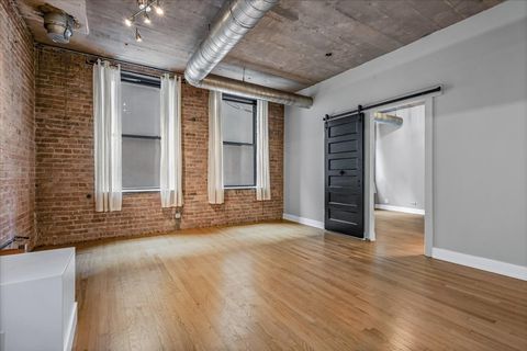Tiny photo for 110 N Peoria Street #205, Chicago, IL 60607 (MLS # 12625711)