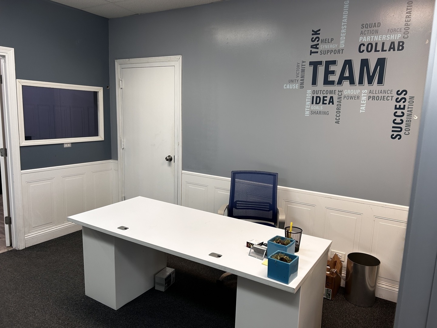 5524 W Belmont Avenue