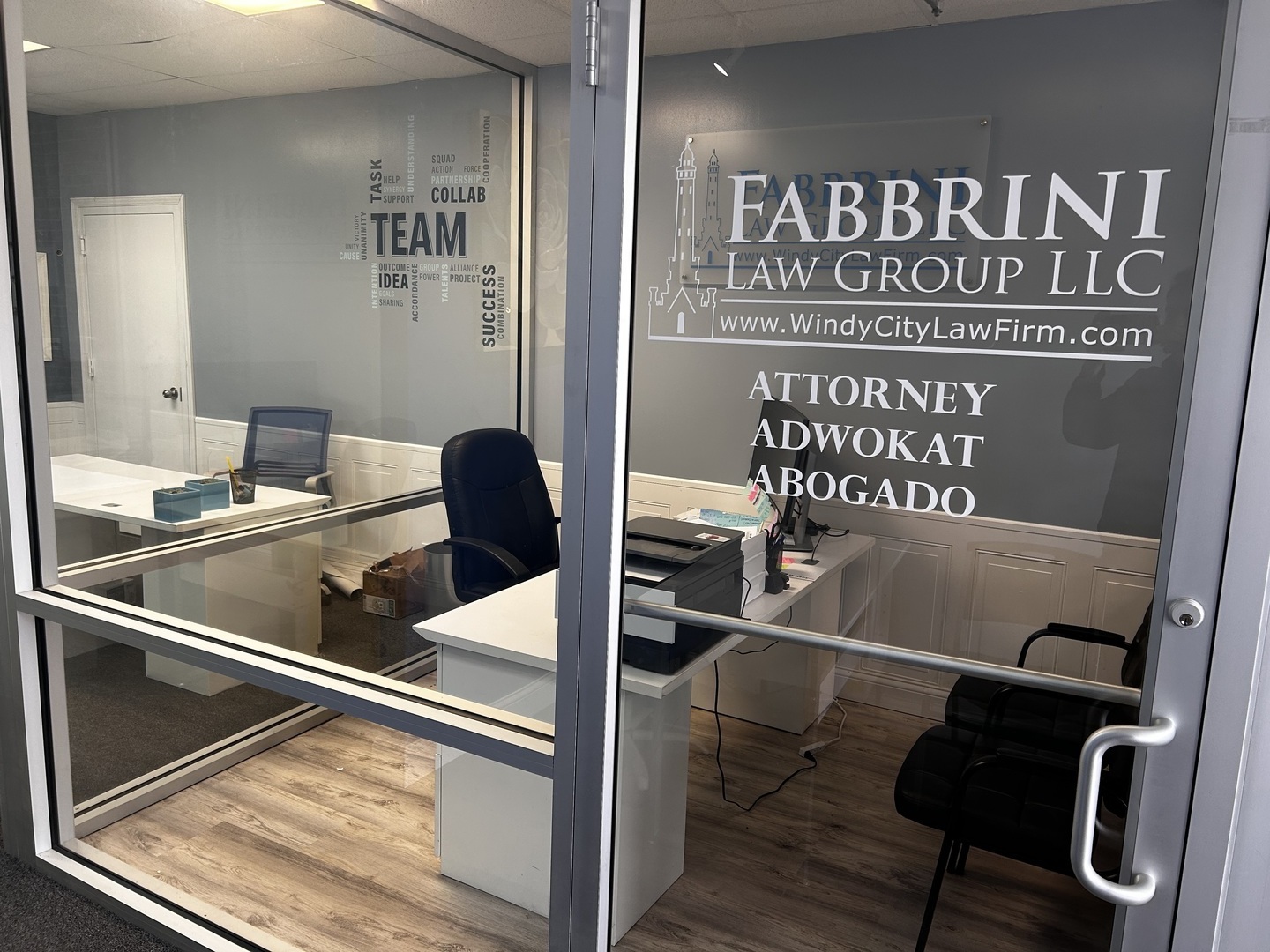 5524 W Belmont Avenue