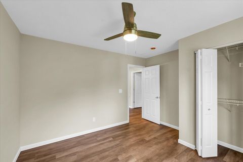 Tiny photo for 5 Montclair Road #A, Urbana, IL 61801 (MLS # 12395522)