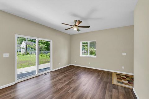 Tiny photo for 5 Montclair Road #A, Urbana, IL 61801 (MLS # 12395522)