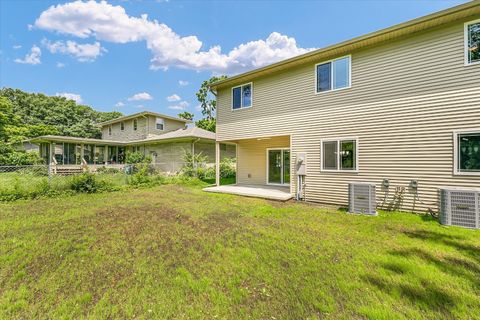 Tiny photo for 5 Montclair Road #A, Urbana, IL 61801 (MLS # 12395522)