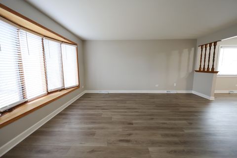 Tiny photo for 11050 Parkside Avenue, Chicago Ridge, IL 60415 (MLS # 12629801)