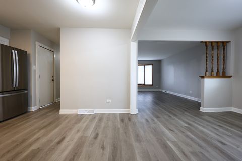 Tiny photo for 11050 Parkside Avenue, Chicago Ridge, IL 60415 (MLS # 12629801)